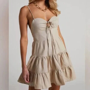 New NWT Showpo Evah tie front tiered linen  Mini Dress size 16 in sand